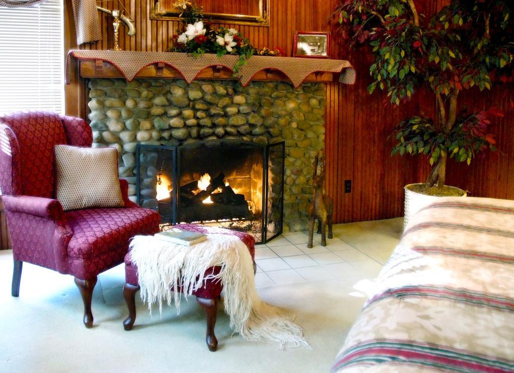 La Porte Arbor Hill Inn מראה חיצוני תמונה