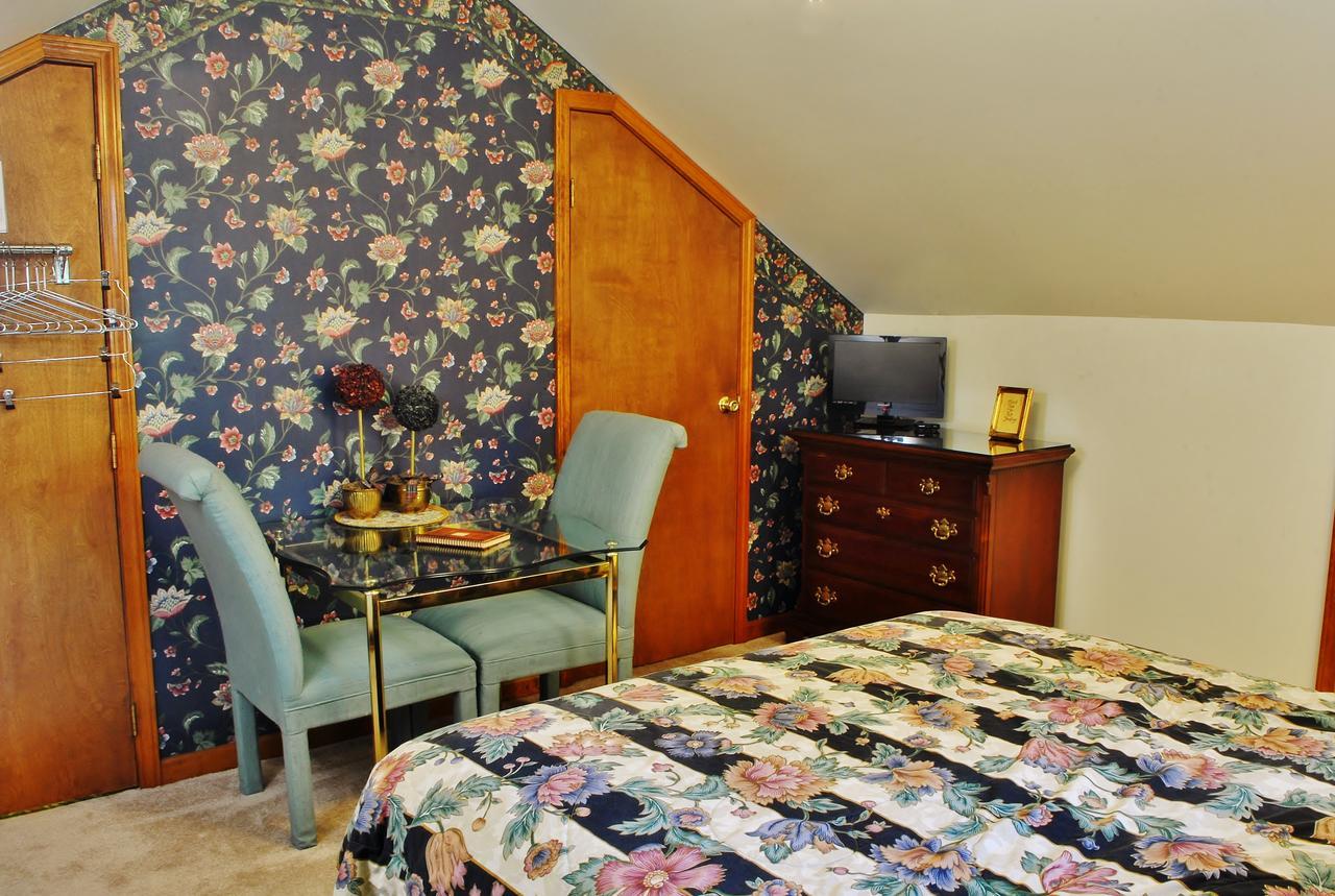 La Porte Arbor Hill Inn מראה חיצוני תמונה
