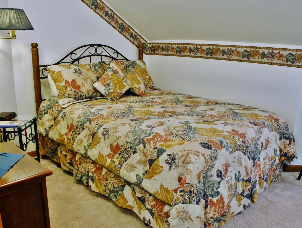 La Porte Arbor Hill Inn מראה חיצוני תמונה