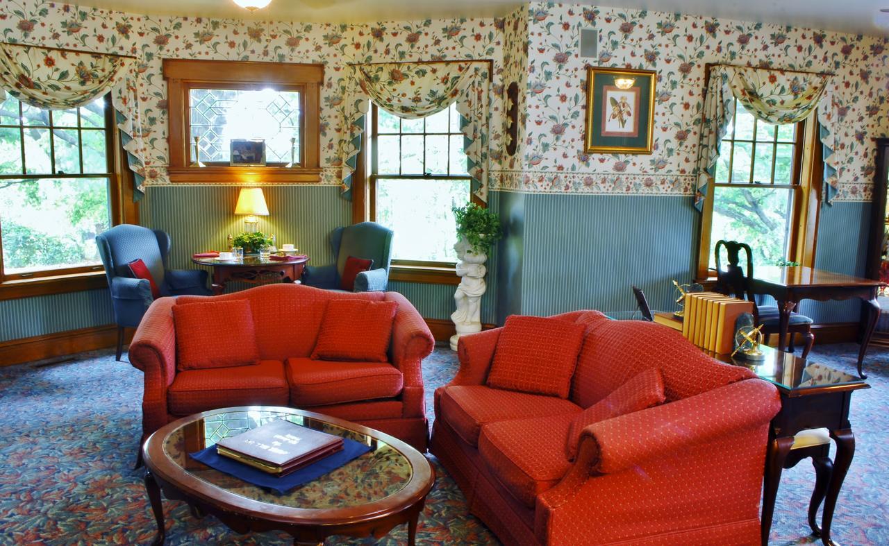 La Porte Arbor Hill Inn מראה חיצוני תמונה