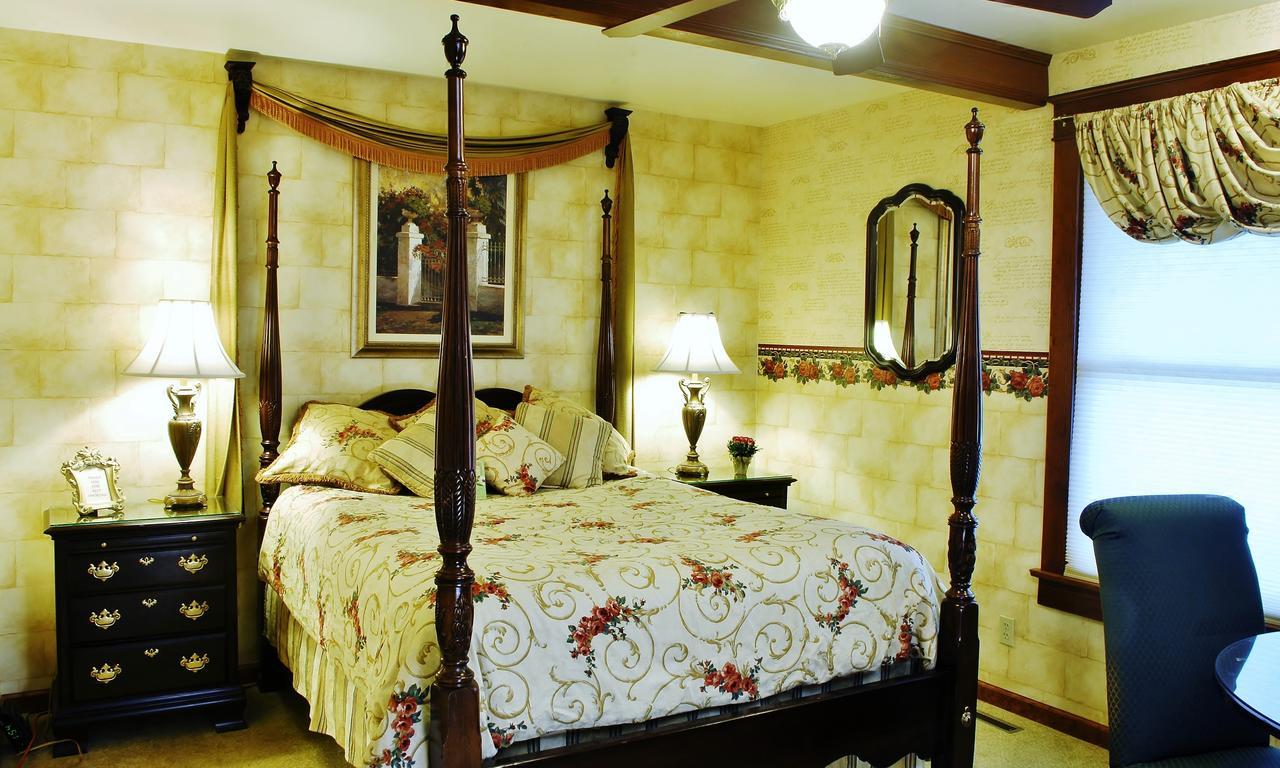 La Porte Arbor Hill Inn מראה חיצוני תמונה