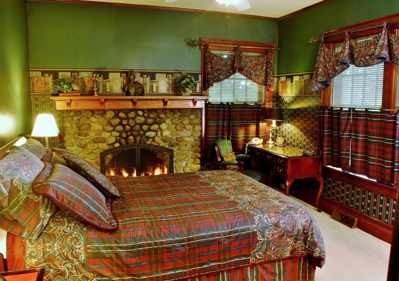 La Porte Arbor Hill Inn מראה חיצוני תמונה