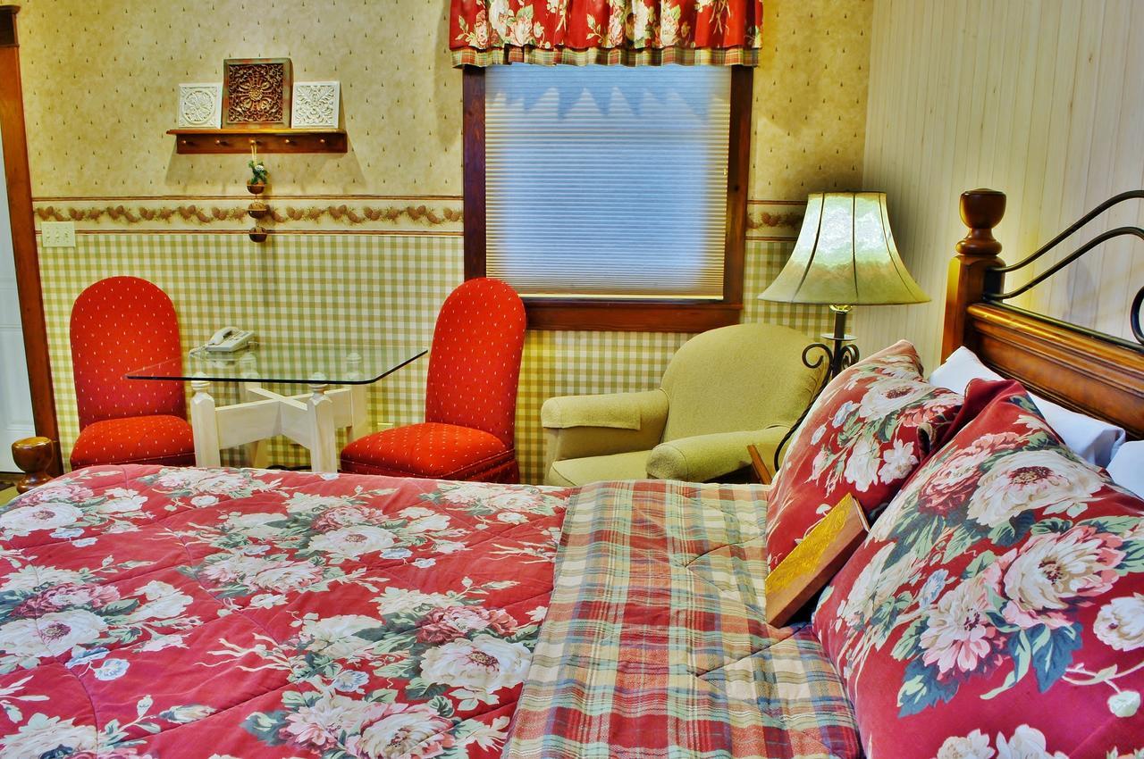 La Porte Arbor Hill Inn מראה חיצוני תמונה