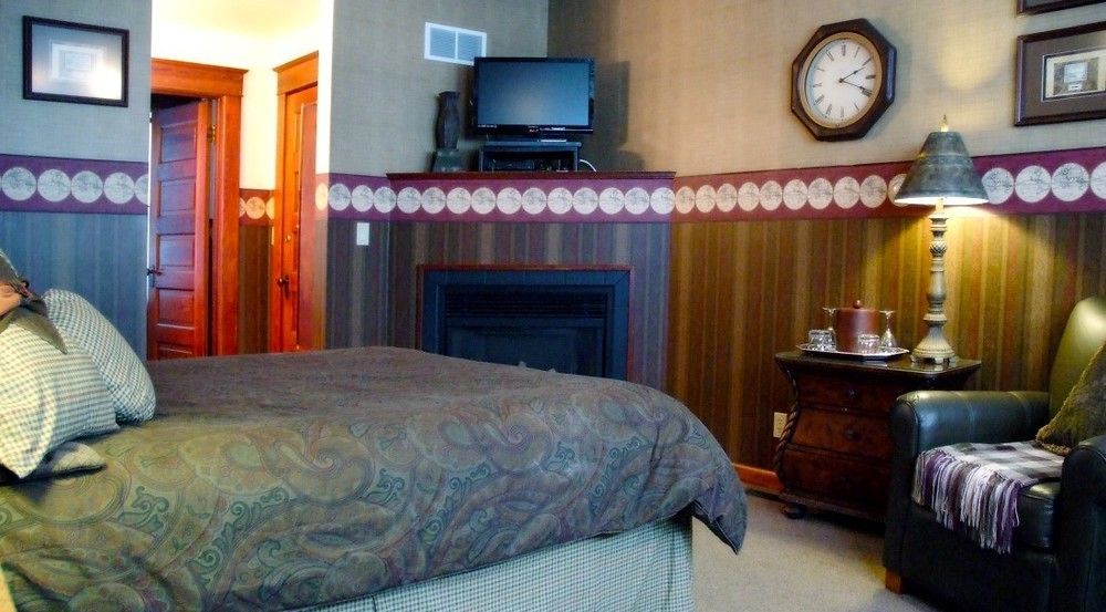 La Porte Arbor Hill Inn מראה חיצוני תמונה