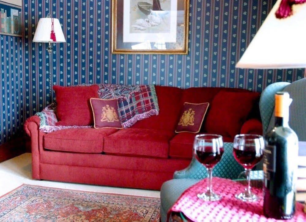 La Porte Arbor Hill Inn מראה חיצוני תמונה