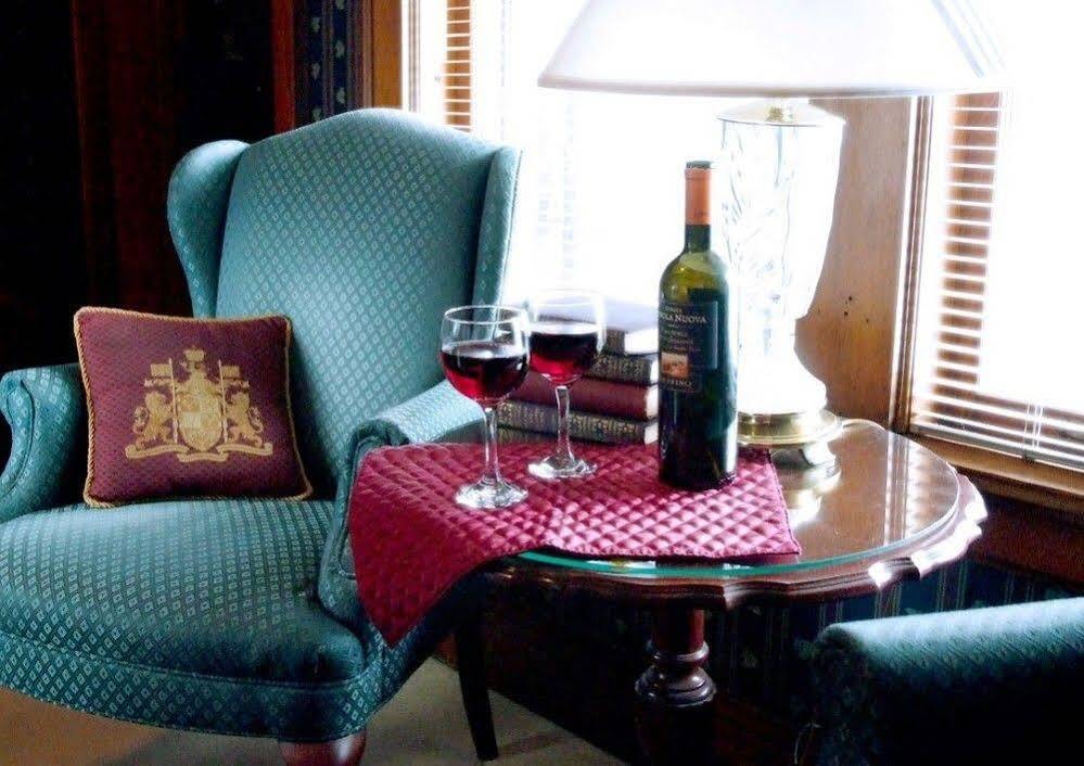 La Porte Arbor Hill Inn מראה חיצוני תמונה